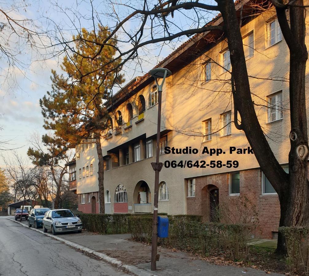 Apartman Park Jagodina-Studio U Centru Grada Ngoại thất bức ảnh